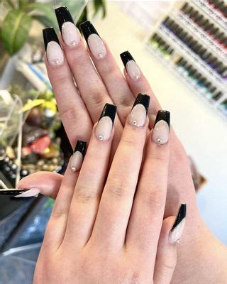 celine nails minneapolis mn.